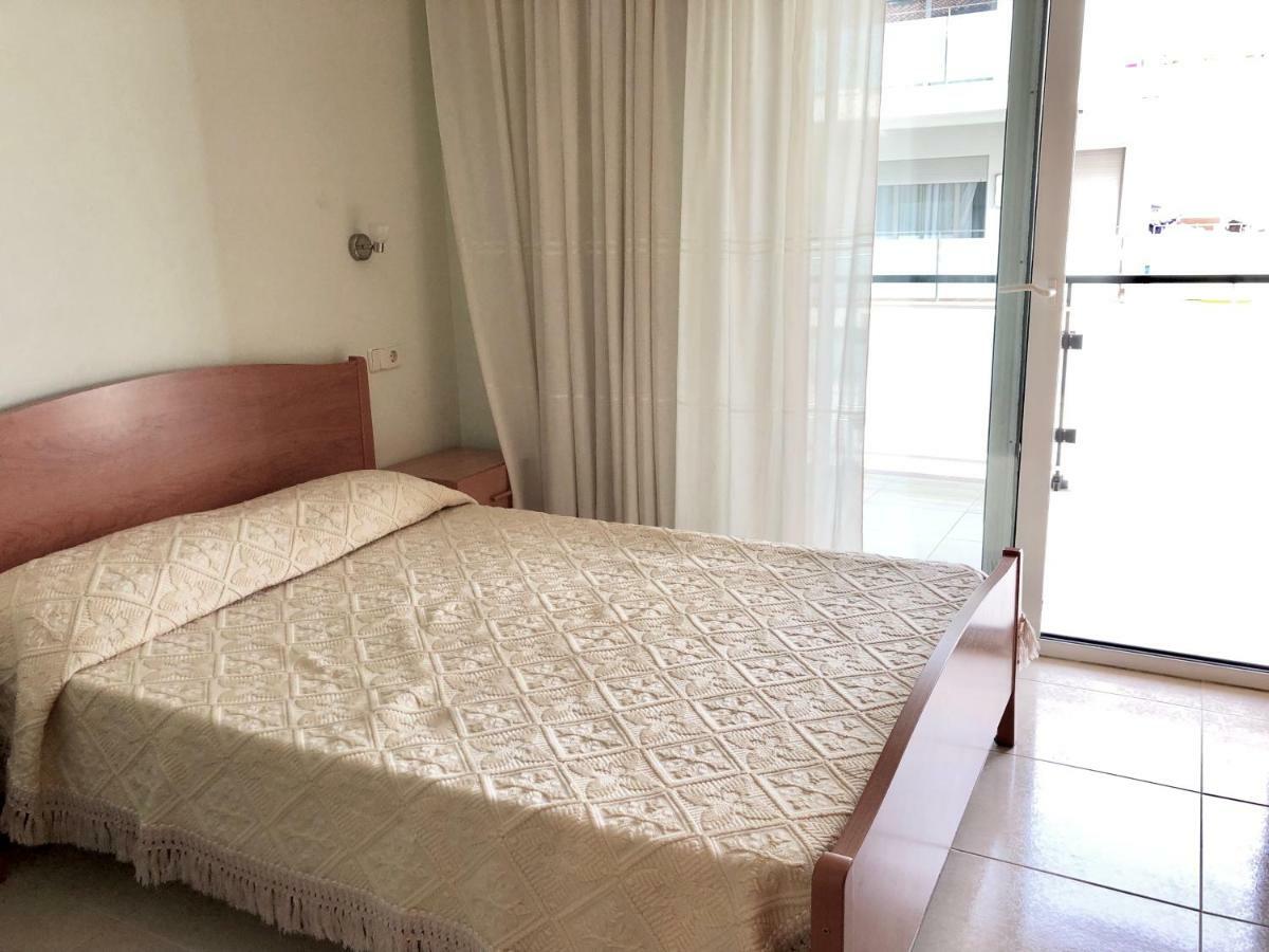 Apartamentos Benet Roses Zewnętrze zdjęcie