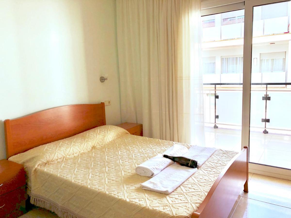 Apartamentos Benet Roses Zewnętrze zdjęcie
