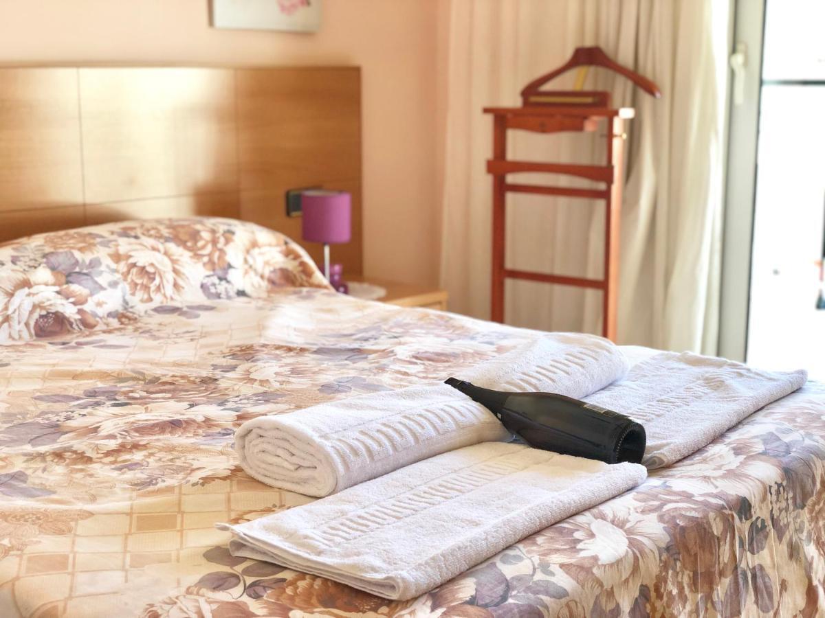 Apartamentos Benet Roses Zewnętrze zdjęcie